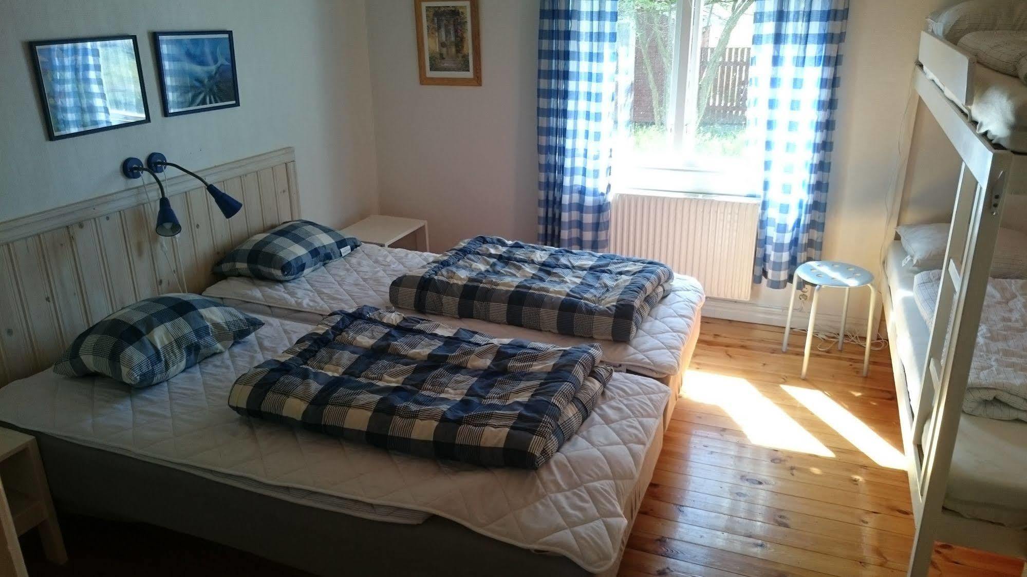 Stf Hagaby/Lantgarden Hostel Löttorp Extérieur photo