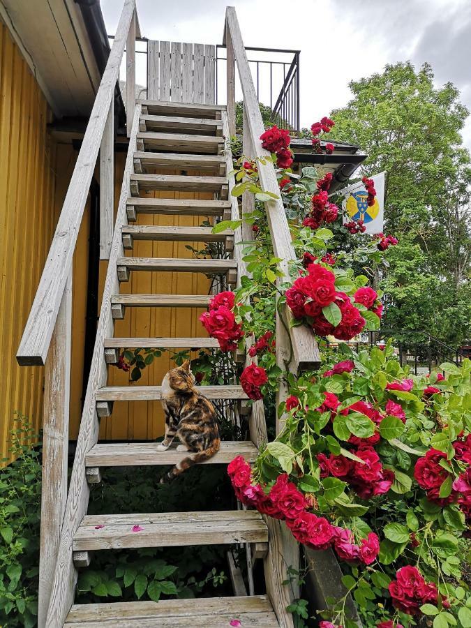 Stf Hagaby/Lantgarden Hostel Löttorp Extérieur photo