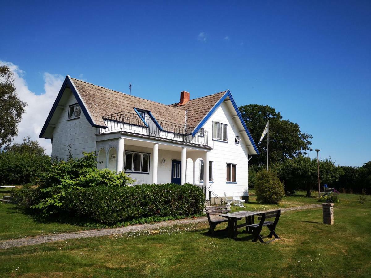 Stf Hagaby/Lantgarden Hostel Löttorp Extérieur photo